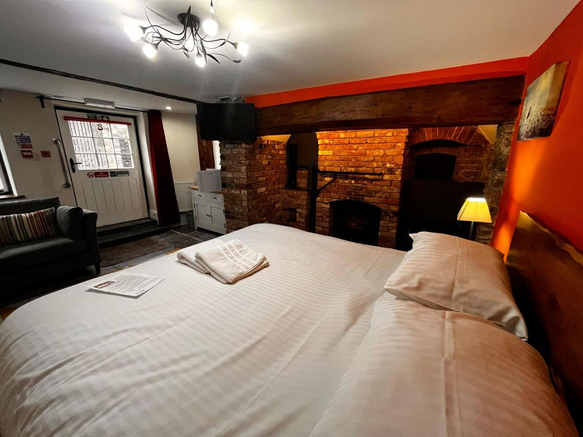 Old Manor House Bed & Breakfast Axbridge Exterior foto