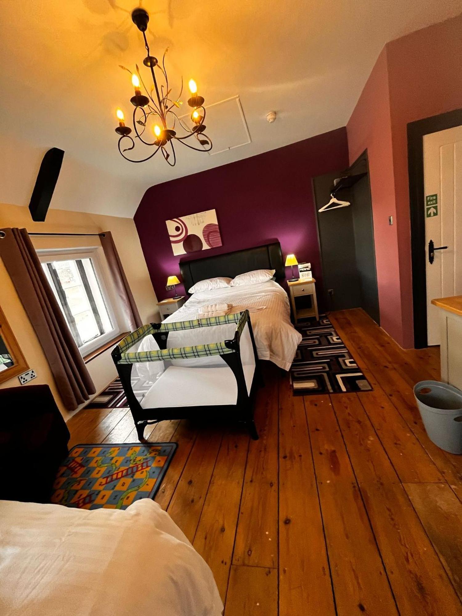 Old Manor House Bed & Breakfast Axbridge Exterior foto