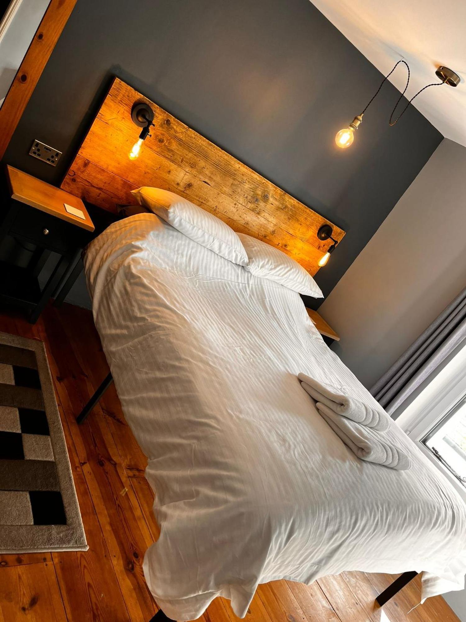 Old Manor House Bed & Breakfast Axbridge Exterior foto